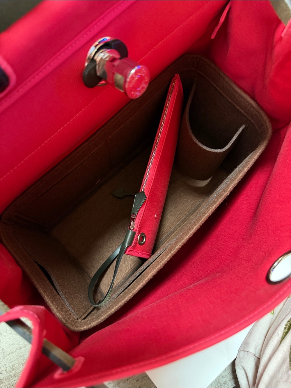 Hermes Herbag 39 in Rose Extreme Canvas with Pouchette - Picture 10 of 12